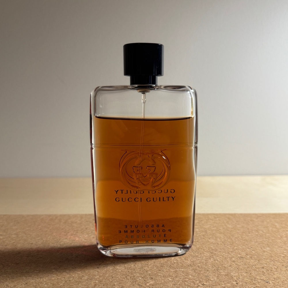 Gucci Guilty Absolute - Picture 2 of 3
